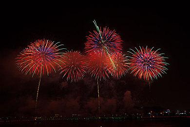 白金工作室《太阳登陆舰》正式发售 Steam国区售价116元